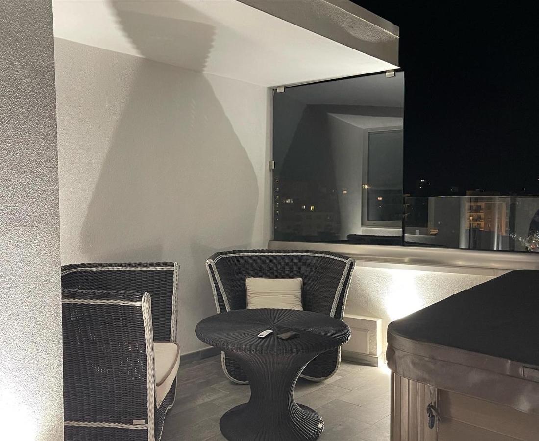 18 Dante Luxury Suites Cagliari Exterior foto